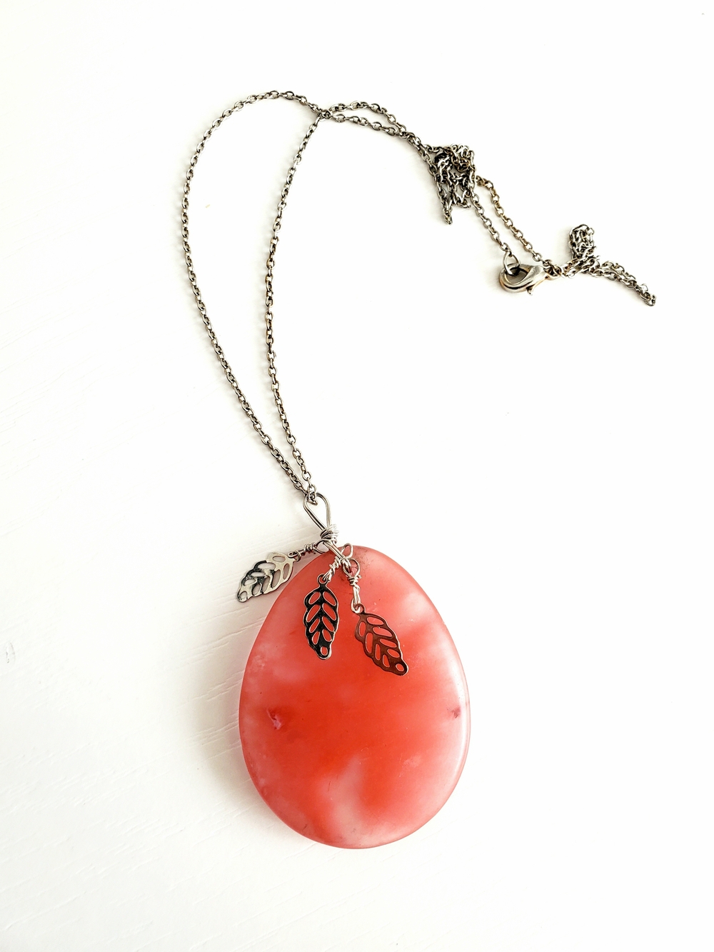 Pink Marbled Slag Glass Teardrop Pendant Necklace Silver Leaf Charm